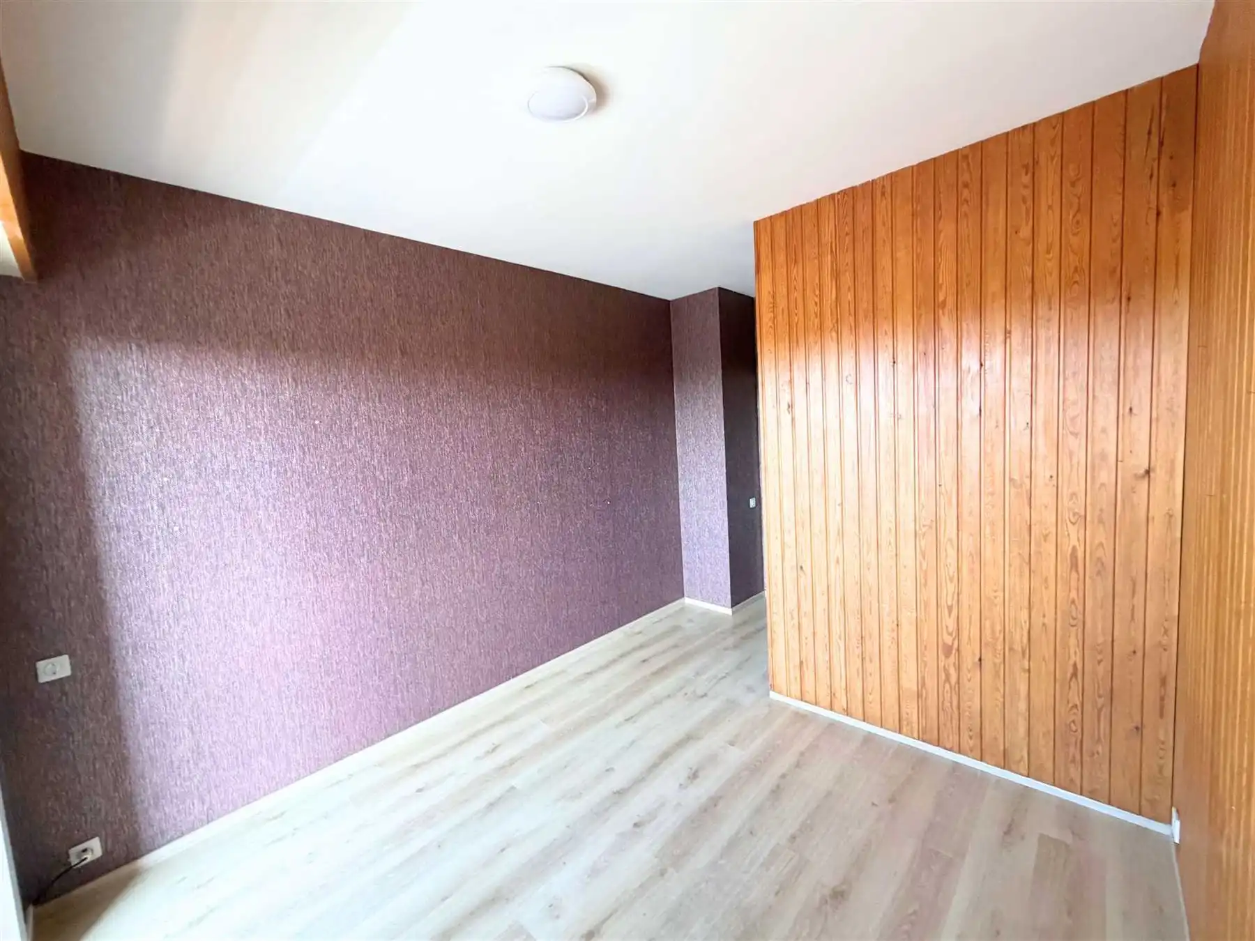 Gerenoveerd energiezuinig appartement met 2 slk's in Edegem foto 11