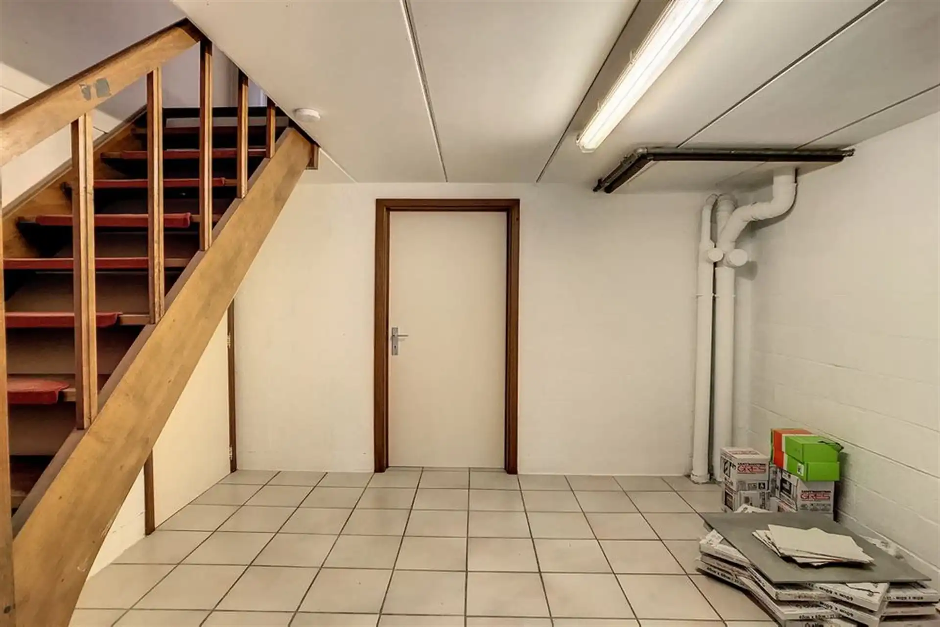 Villa met mooie tuin in rustige straat foto 27