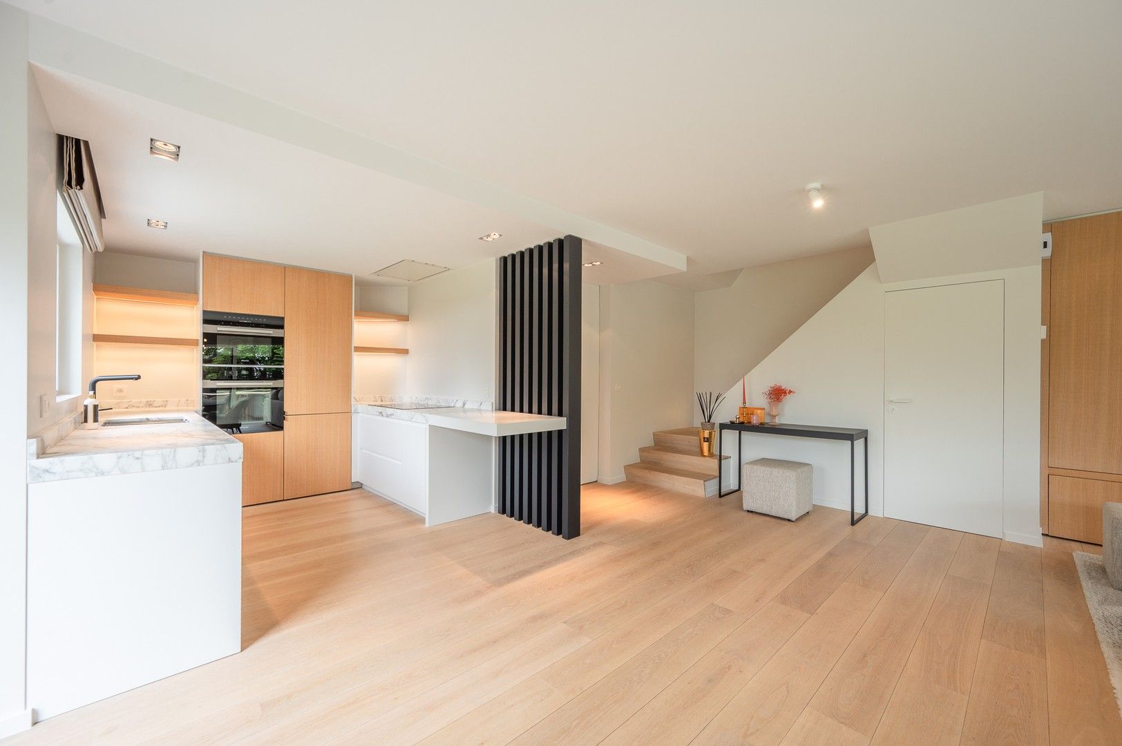 Magnifiek tuinappartement met tuin op het zuid-westen, rustig gelegen in het Zoute. foto 10