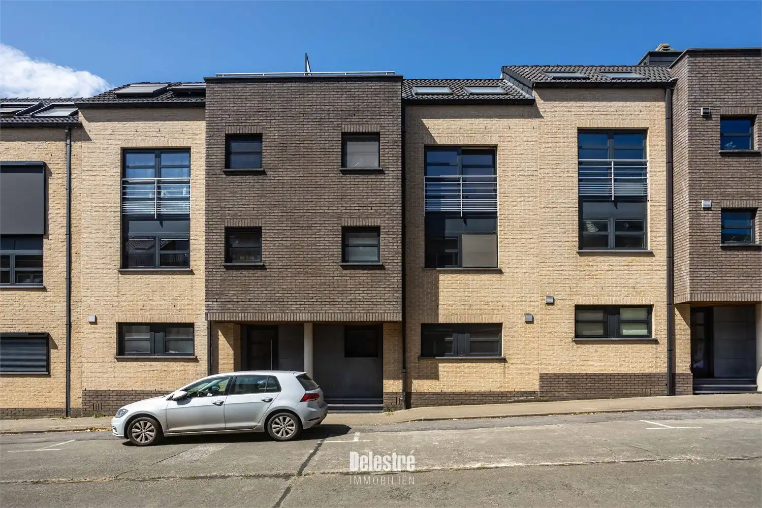 MODERN APP. 3 SLPK. EN RUIM TERRAS MET TUIN INCLUSIEF PARKING foto 39