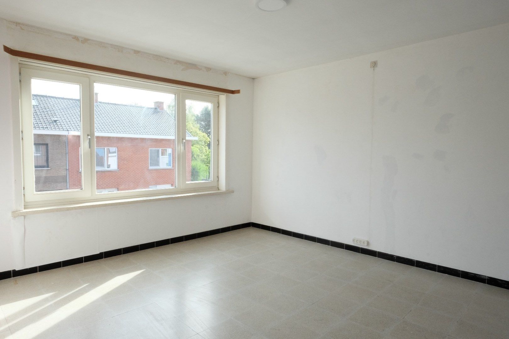 Rijwoning met garage foto 12