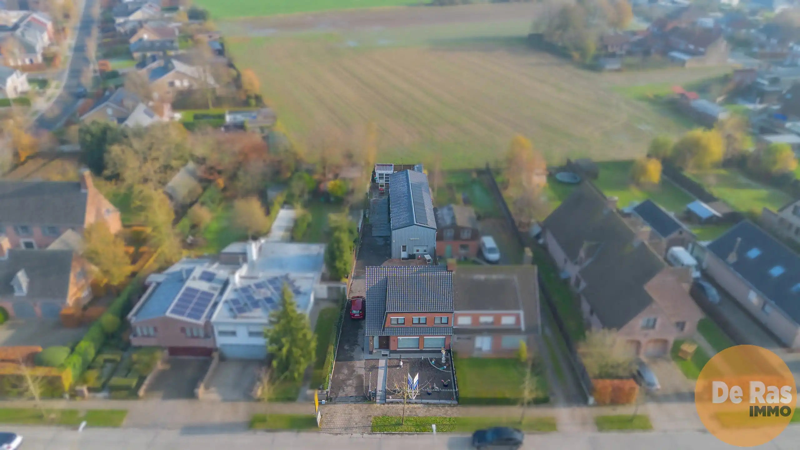 IZEGEM - Stevige HOB met ruime loods foto 24