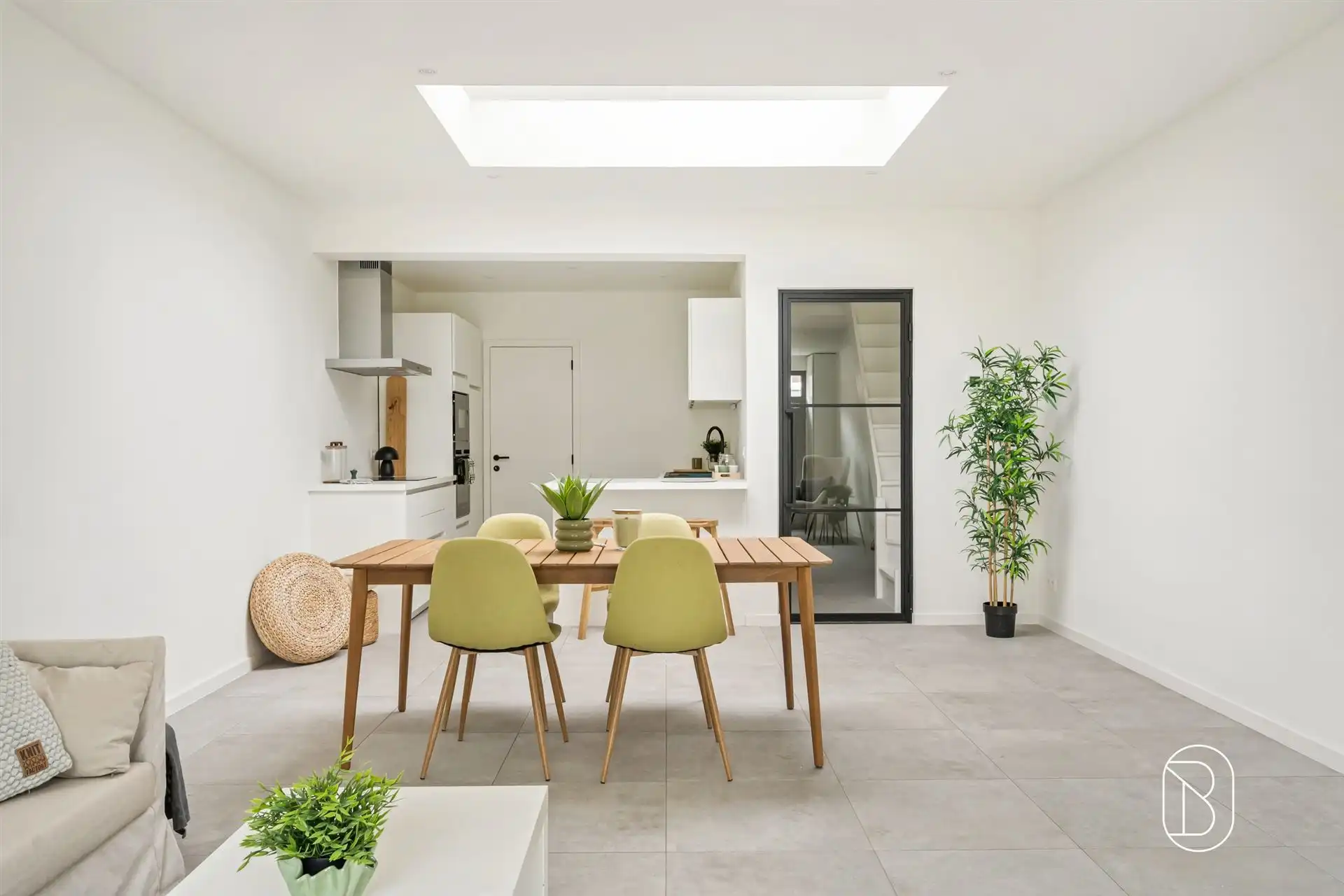 Prachtig gerenoveerde woning met tuin! foto 4