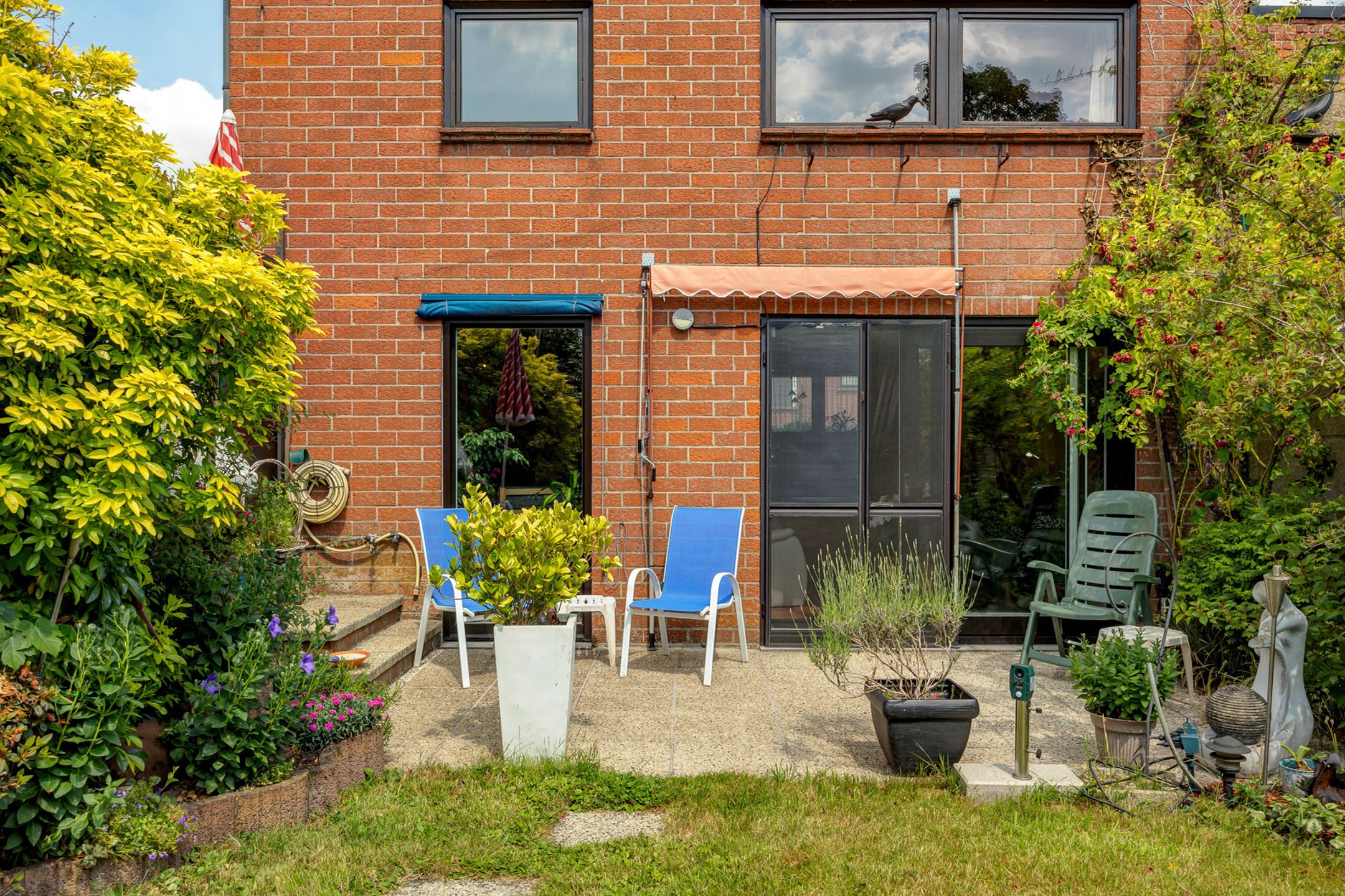 Architecturale 3-gevel woning met zuid-west tuin foto 22