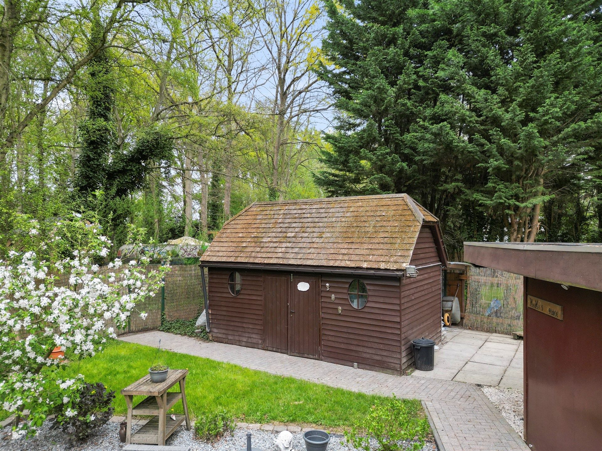 Open bebouwing op 1.197m² (wonen mogelijk !) foto 3