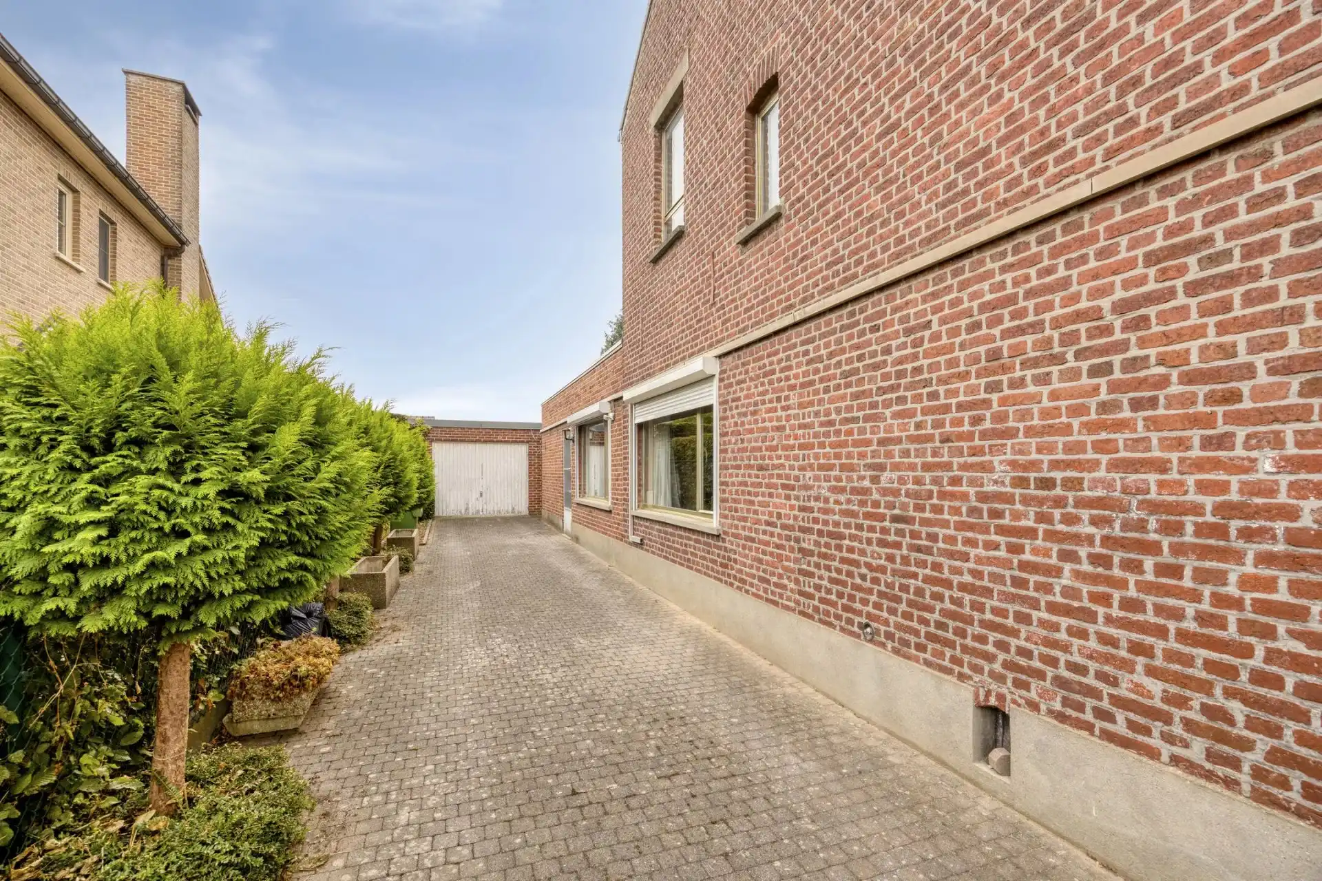 TE RENOVEREN HALFOPEN WONING MET 3 SLPK'S IN RIEMST foto 21