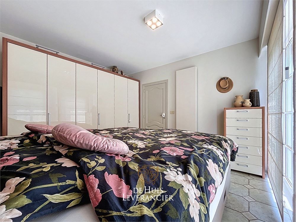 Exclusief wonen in Kontich ? Luxe, rust & ruimte met tuin met zwembad te koop ! foto 17