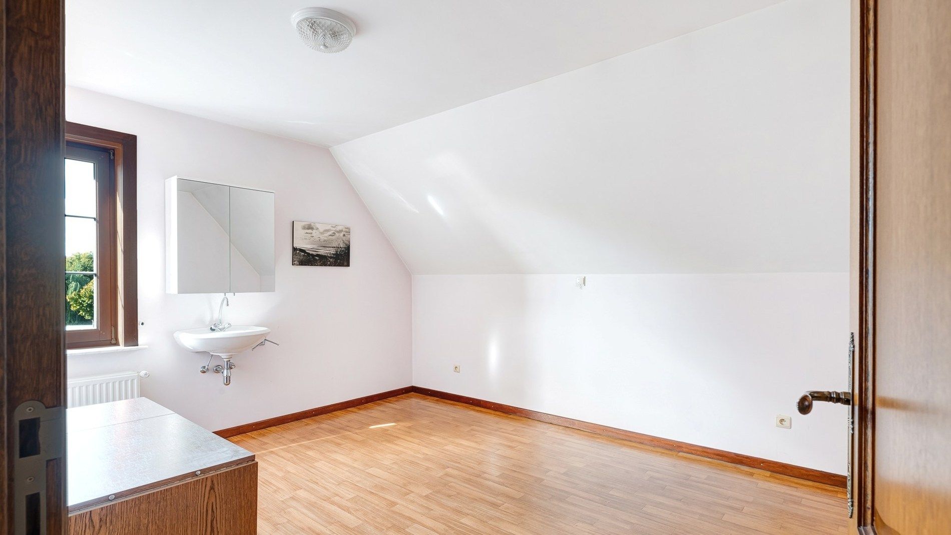 Grote alleenstaande villa te Dudzele foto 21