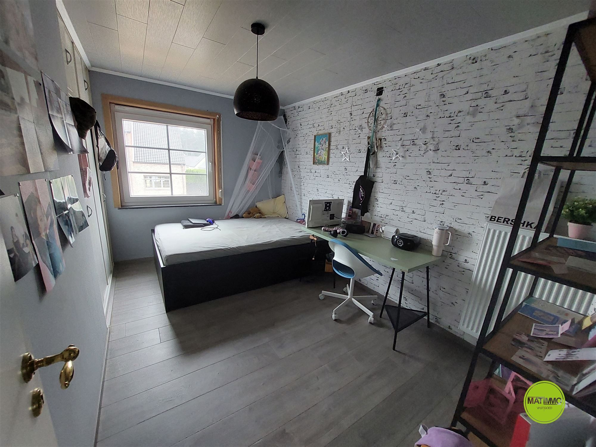 Rustig gelegen, gerenoveerde halfopen woning in Oostham foto 8