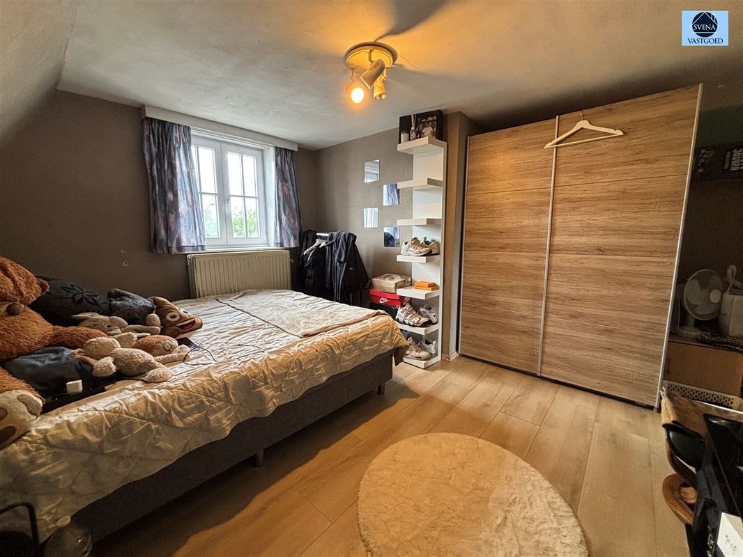 3-GEVELWONING MET 4 SLAAPKAMERS EN TUIN foto 11