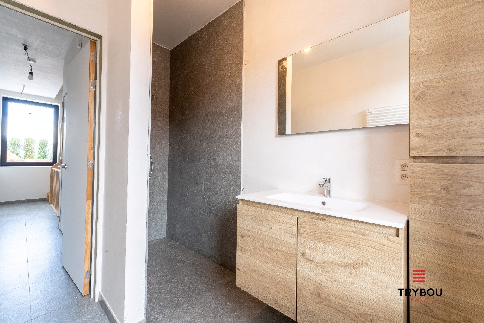 Instapklare gezinswoning in hartje Merkem met 4 slaapkamers en zonnige tuin foto 18