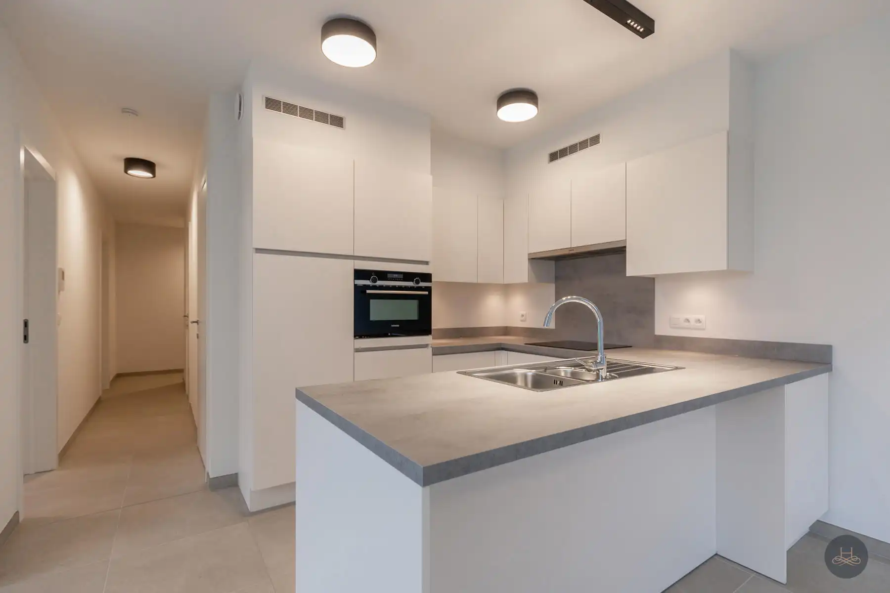 Recent BEN appartement met fantastisch uitzicht foto 4