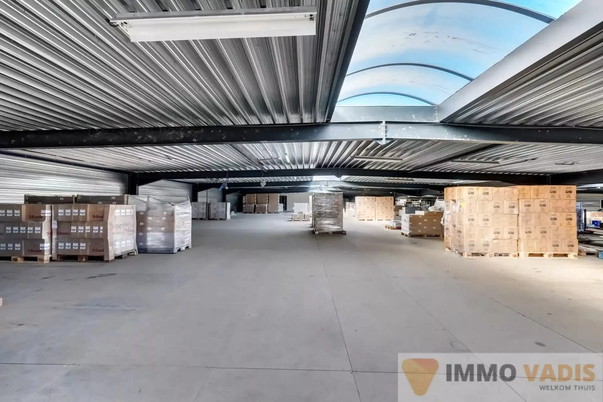 Industrieel gebouw op strategische locatie foto 15