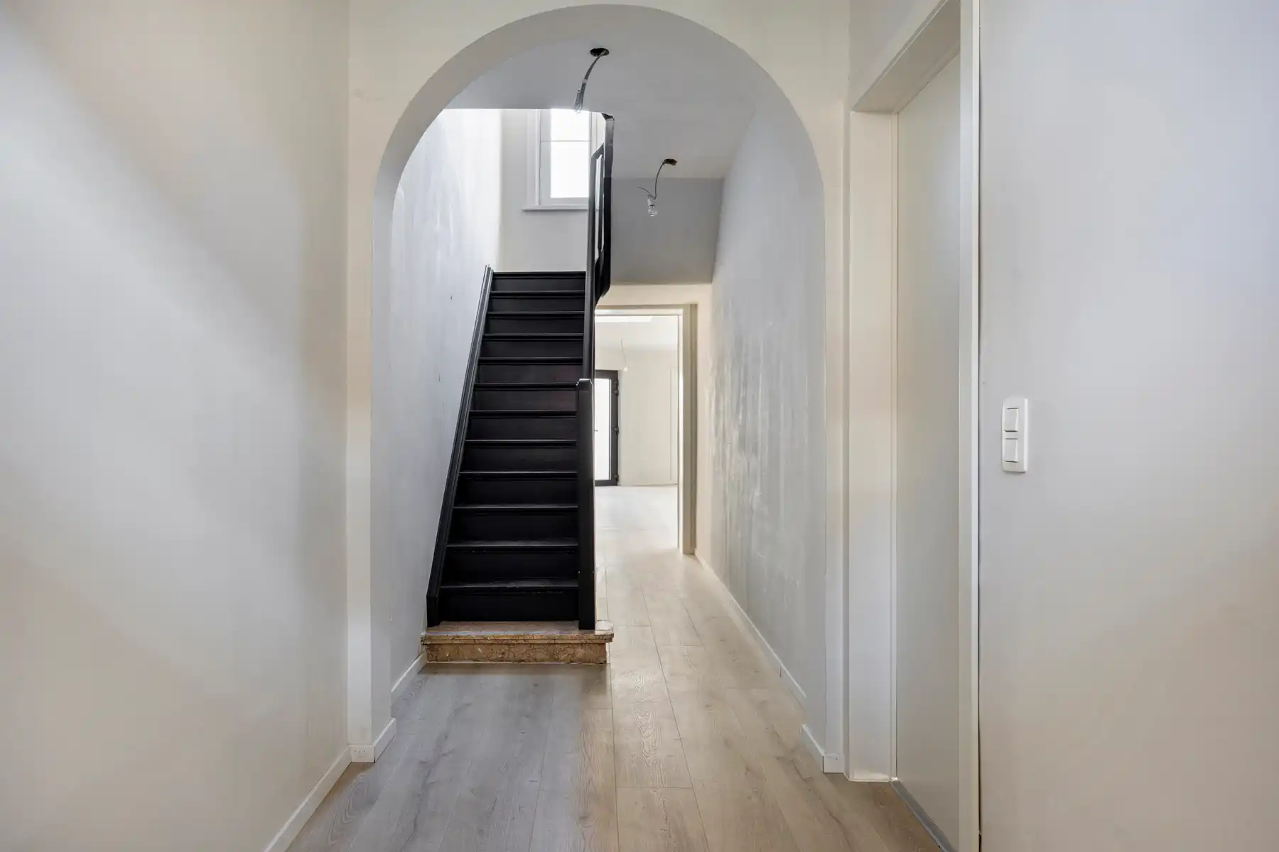 Kloeke en heel ruime instapklare woning! foto 18