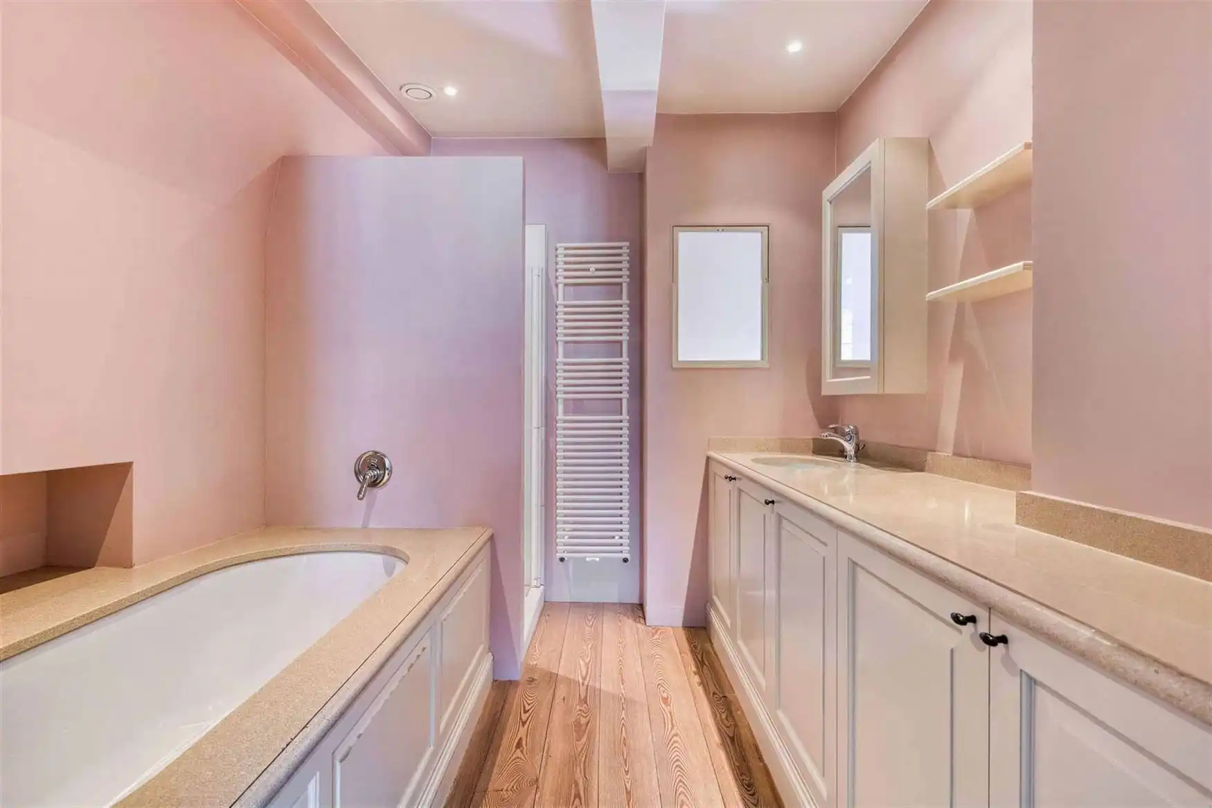 Unieke opbrengsteigendom op iconische locatie. foto 47