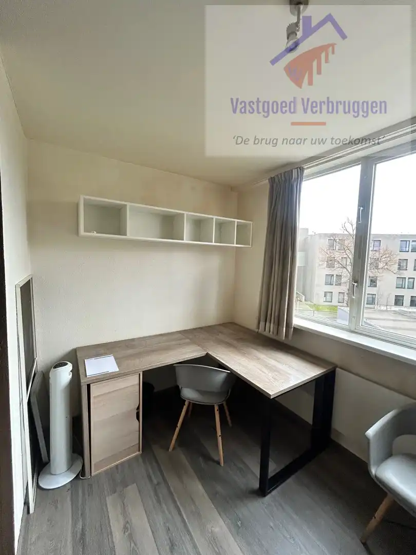 Studio op topligging aan station Gent foto 7