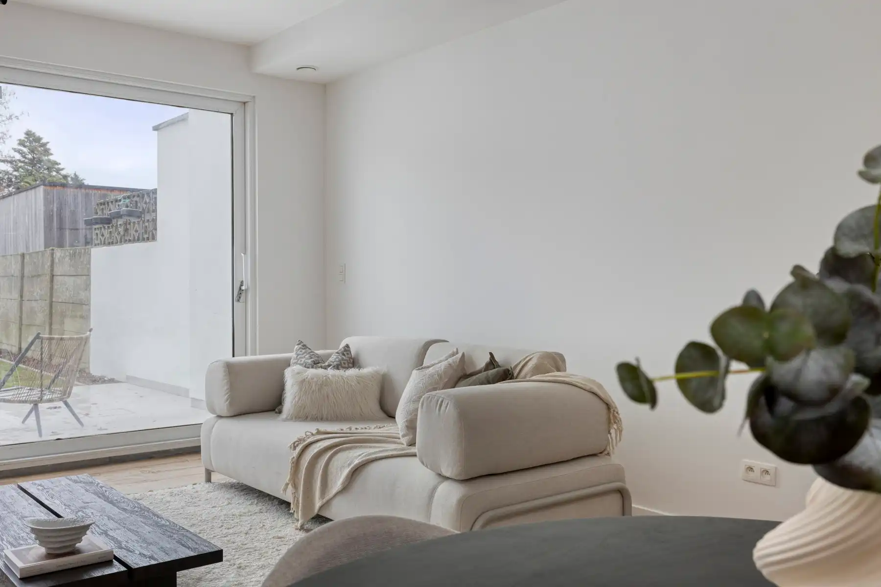 IN OPTIE - Energiezuinige vernieuwde woning met 4 slaapkamers. foto 4