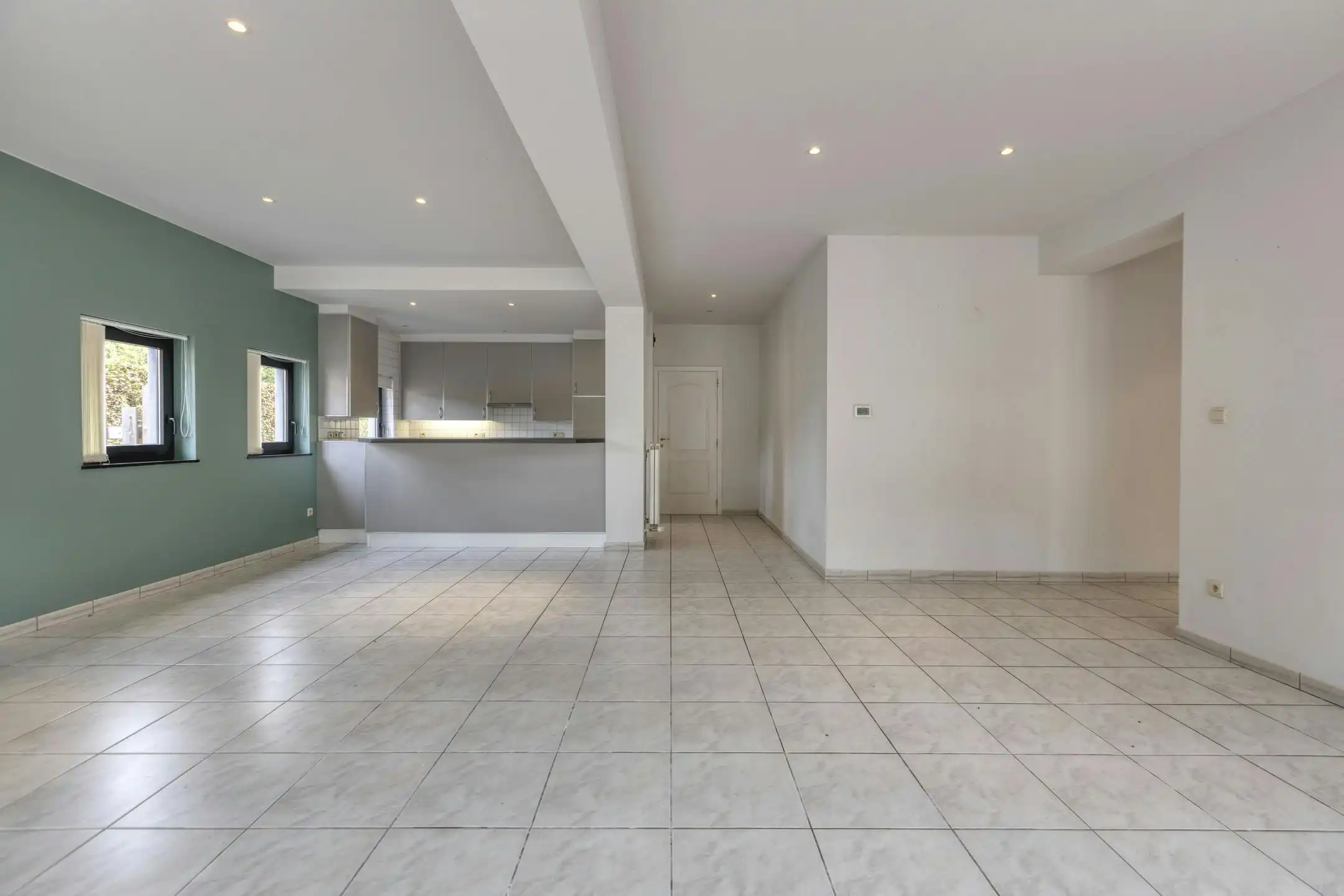 Opbrengsteigendom met 2 appartementen en hangaar te Lummen foto 7