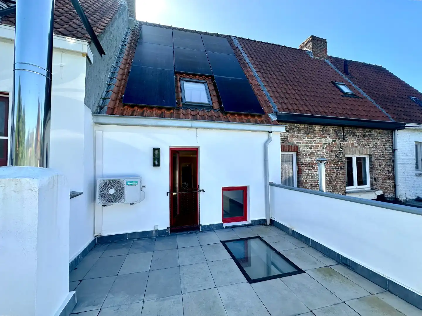 Stijlvol gerenoveerde stadswoning met prachtig dakterras foto 16
