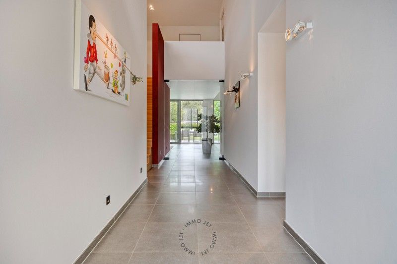 Exclusieve villa met zwembad in rustige wijk nabij het centrum van Beveren foto 4