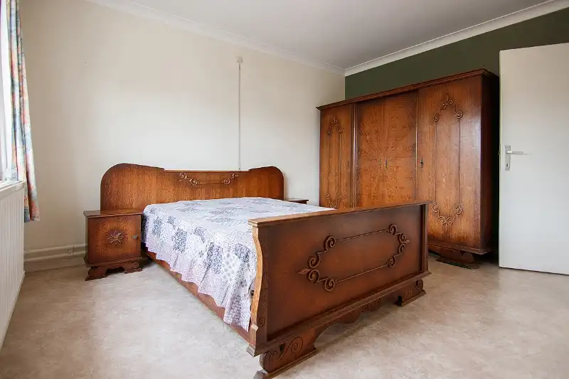 TRADITIONELE WONING VLAK BIJ DE STAD EN HET KANAAL foto 14