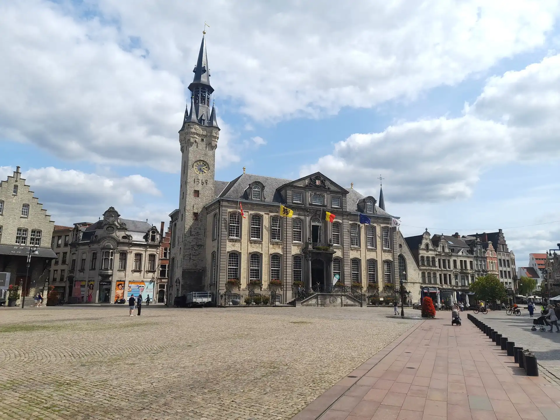 Luxueus afgewerkt appartement in hartje Lier foto 29