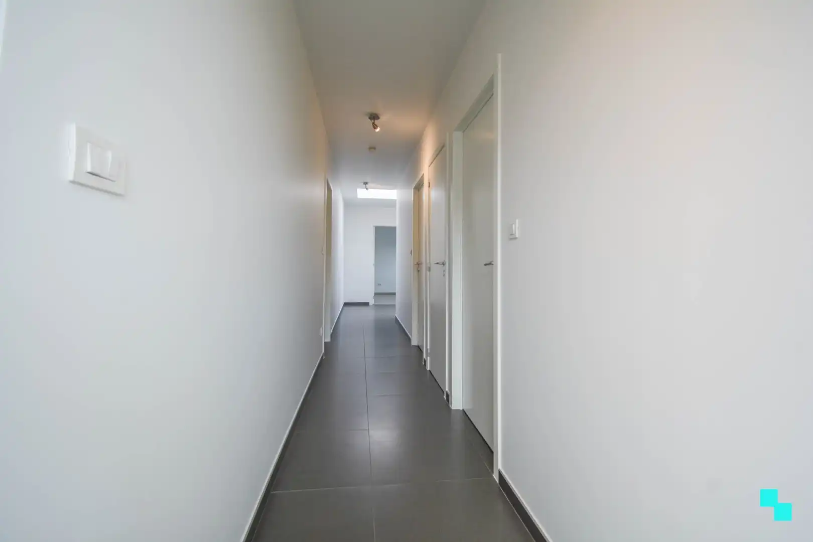 Ruim appartement met tuin, terras en garage - Roeselare foto 6