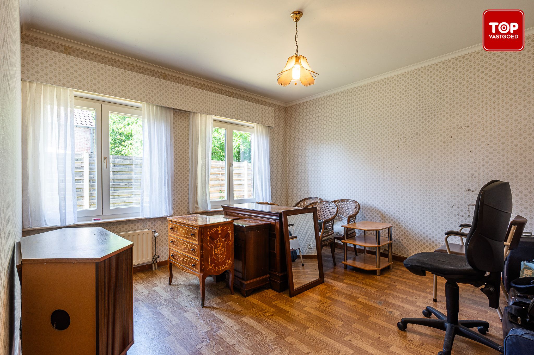 Op te frissen woning met 5 slaapkamers in het rustige Vinderhoute foto 10