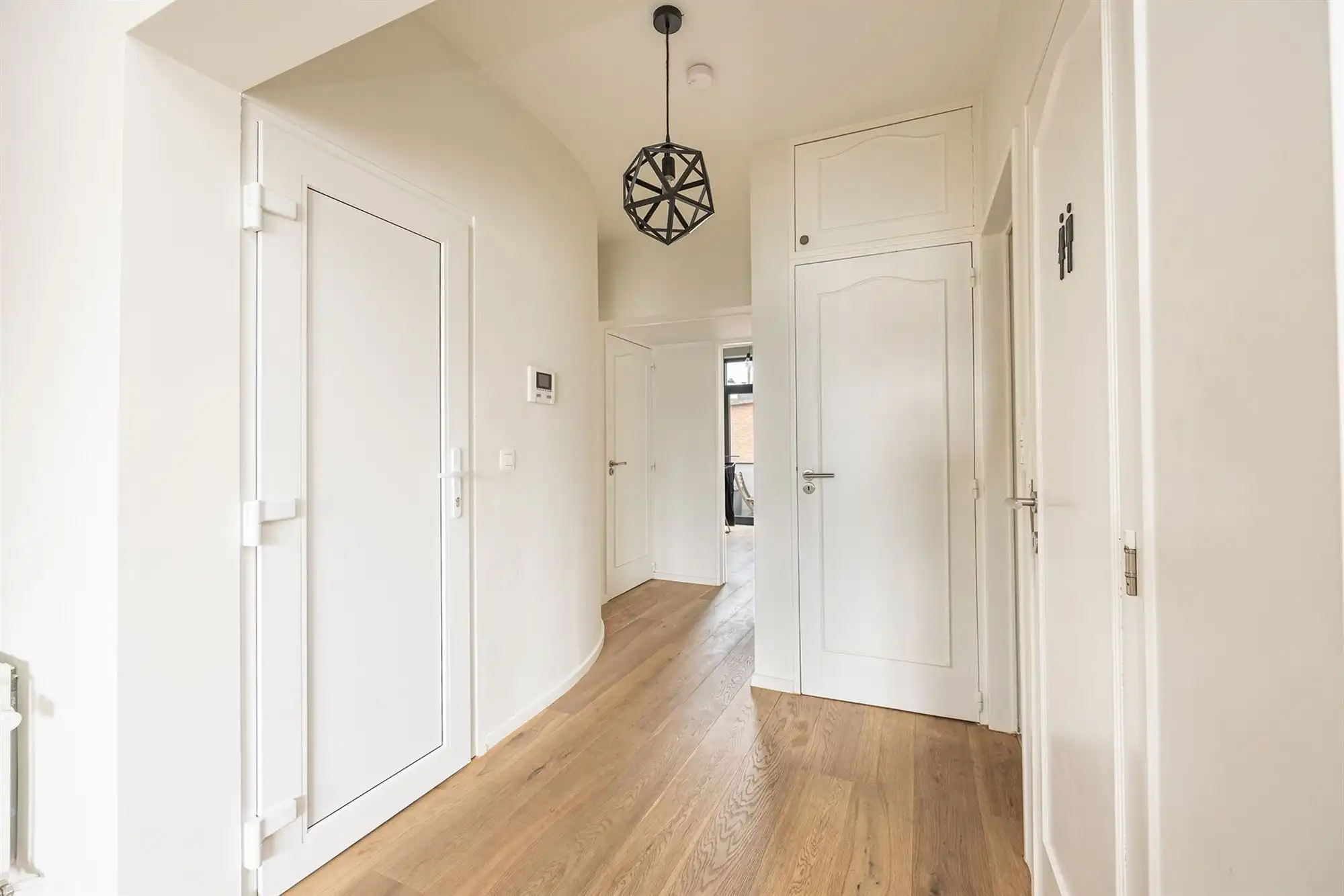 Instapklaar appartement met 2 slaapkamers en terras foto 8