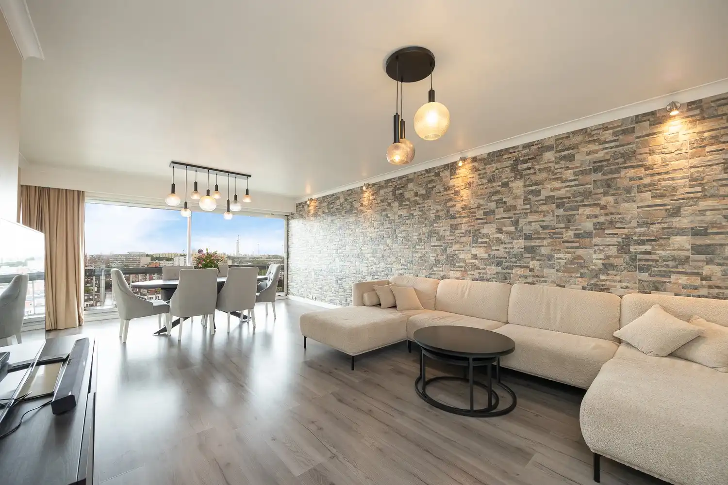 2 slpk appartement met 2 terrassen en groen uitzicht! foto {{pictureIndex}}