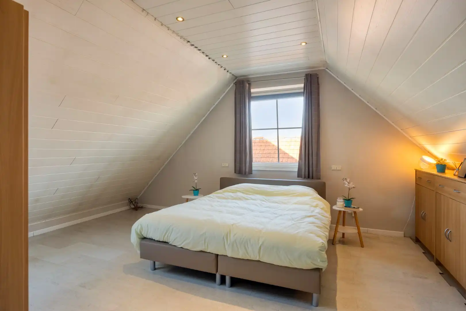 Verzorgde ruime en energetische woning met 4/5 slpks en praktisch bijgebouw ! foto 21