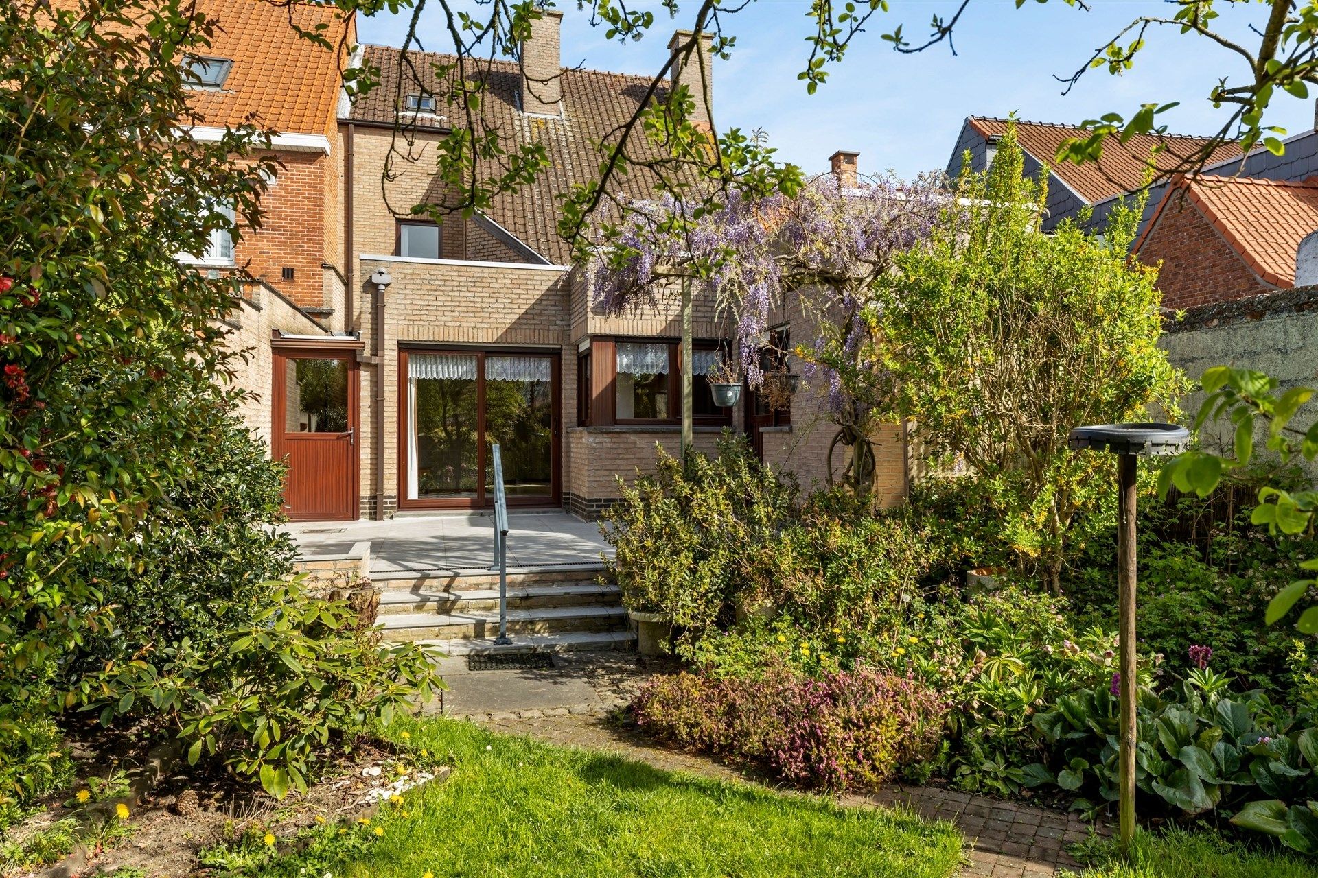 Instapklare gezinswoning met 3 slaapkamers en zonnige tuin  foto 30