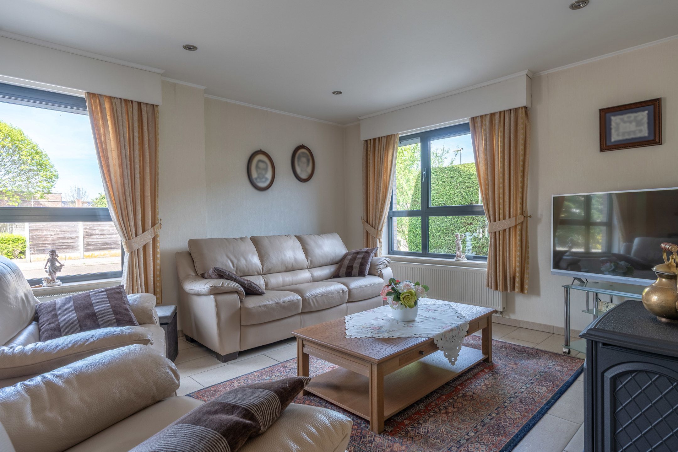 Gunstig gelegen woning (2003) op mooi perceel van 529 m² foto 4