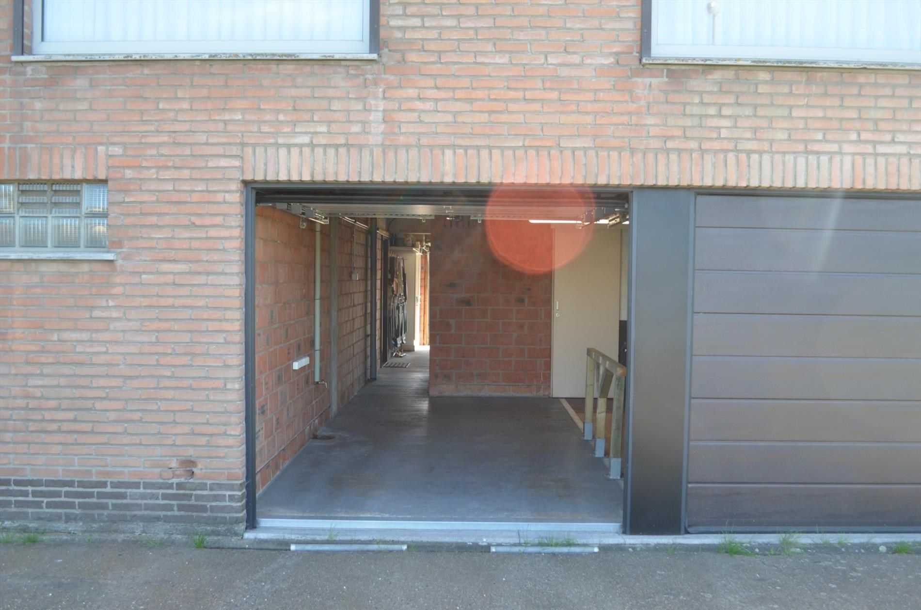 Volledig gerenoveerd appartement met mooi open zicht. foto 19