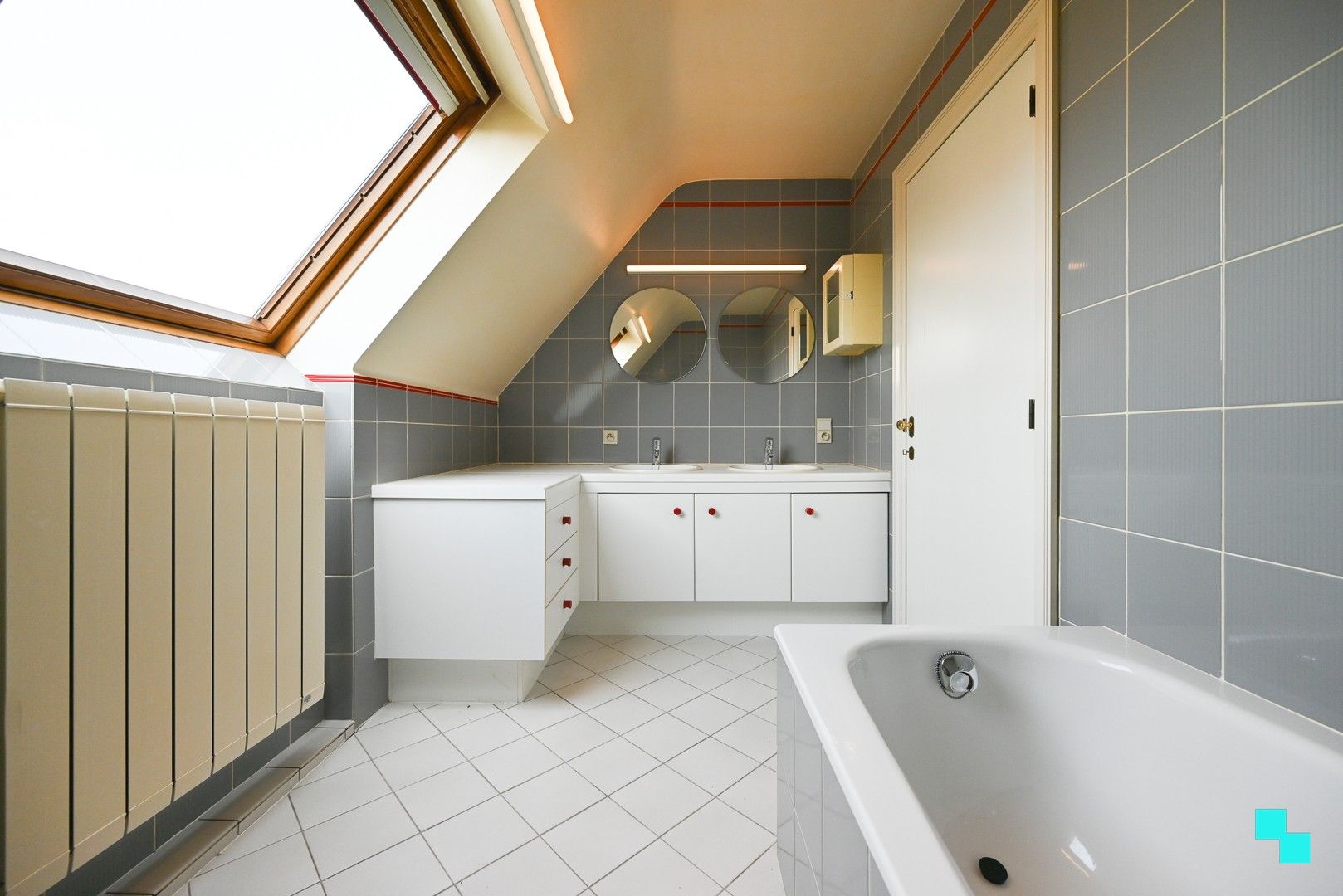 Landelijk gelegen open bebouwing op grens Lendelede, Izegem en Sint-Eloois-Winkel foto 22