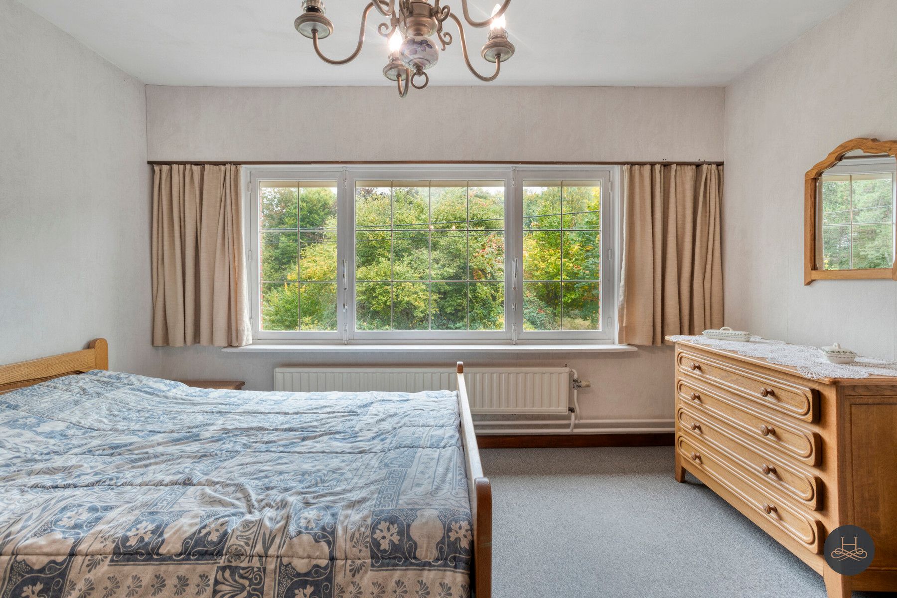 Halfopen woning met tuin en renovatiepotentieel foto 13