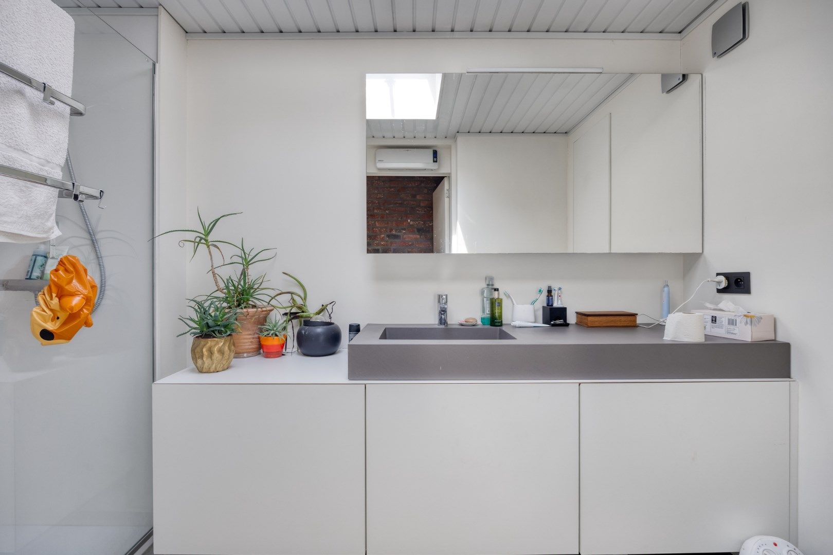Gunstig gelegen instapklare woning op prachtig perceel van 10a88 ! foto 18