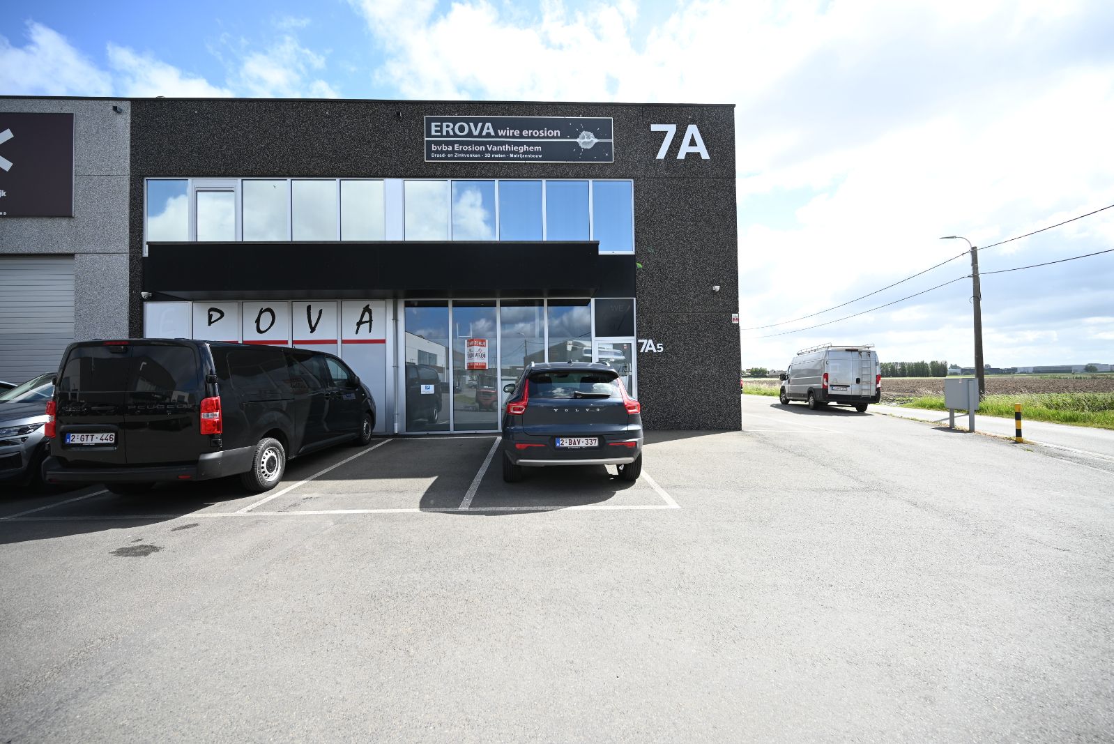 Recent magazijn (146m2) foto 10