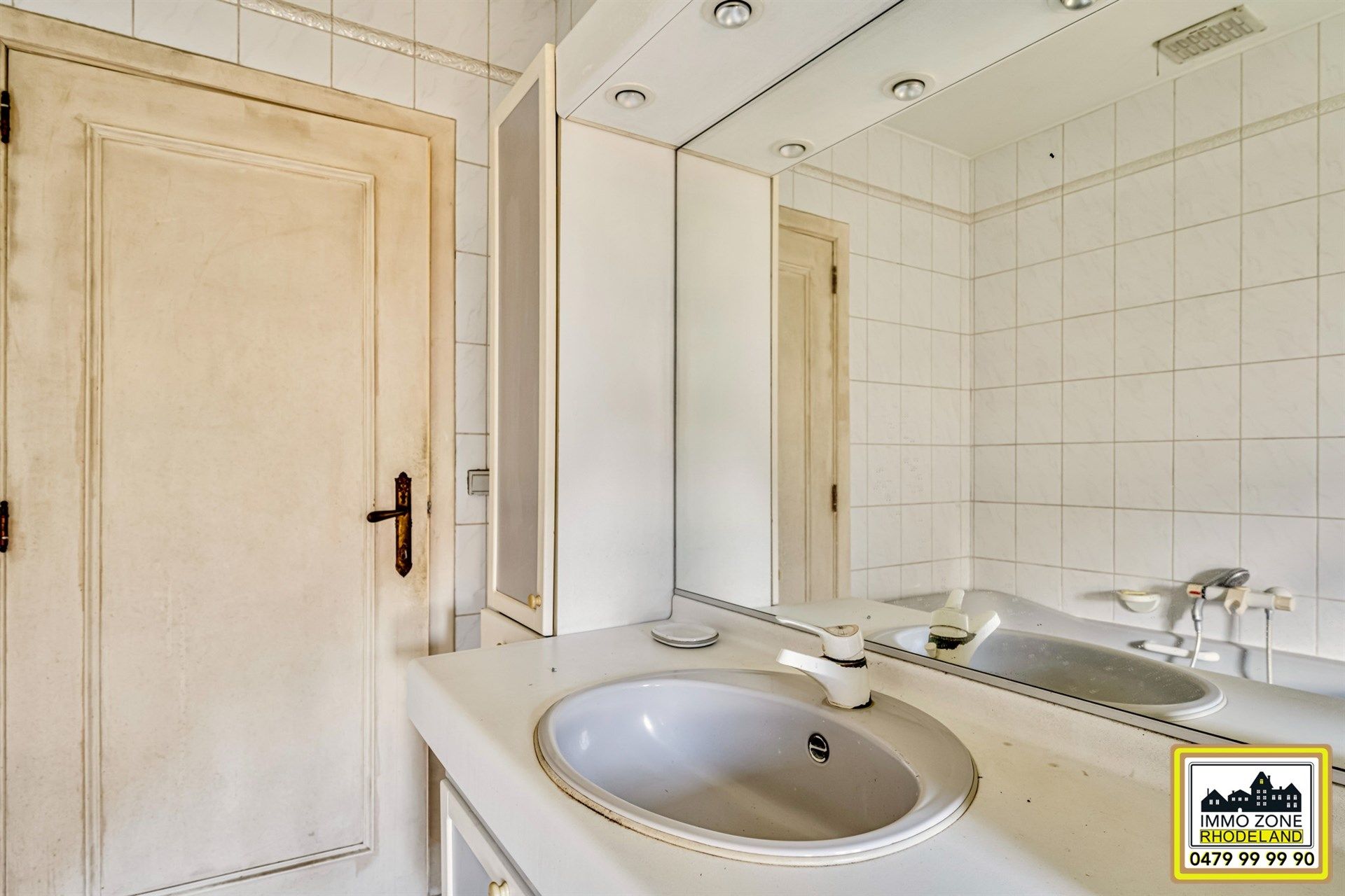 Statige te renoveren notaris woning op groot perceel foto 26