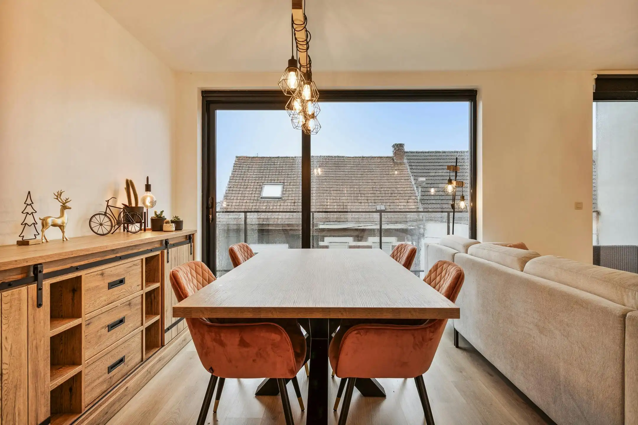 Instapklaar appartement met 2 slaapkamers op een centrale ligging te Roeselare foto 4