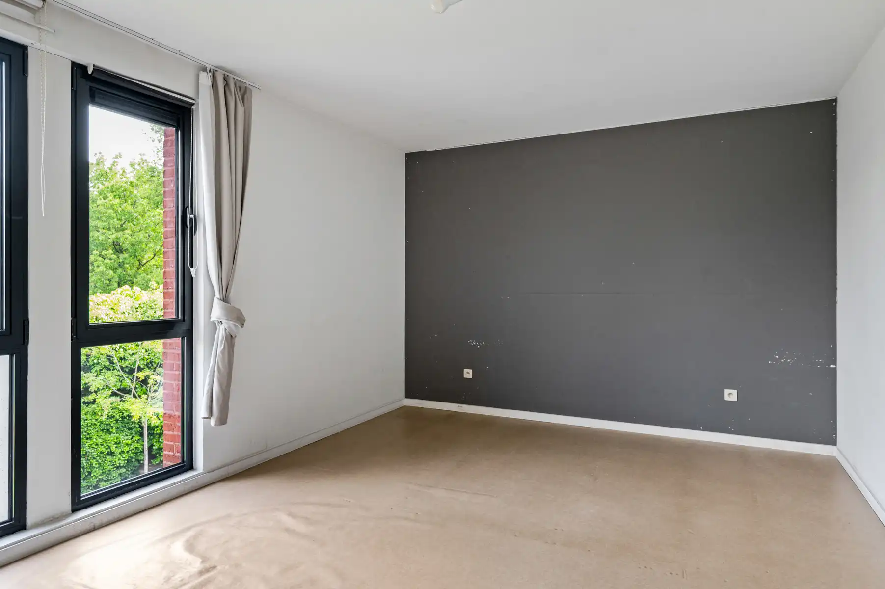 Gezinsgeluk in Mortsel:woning in rustige woonwijk met 3 SLP foto 14