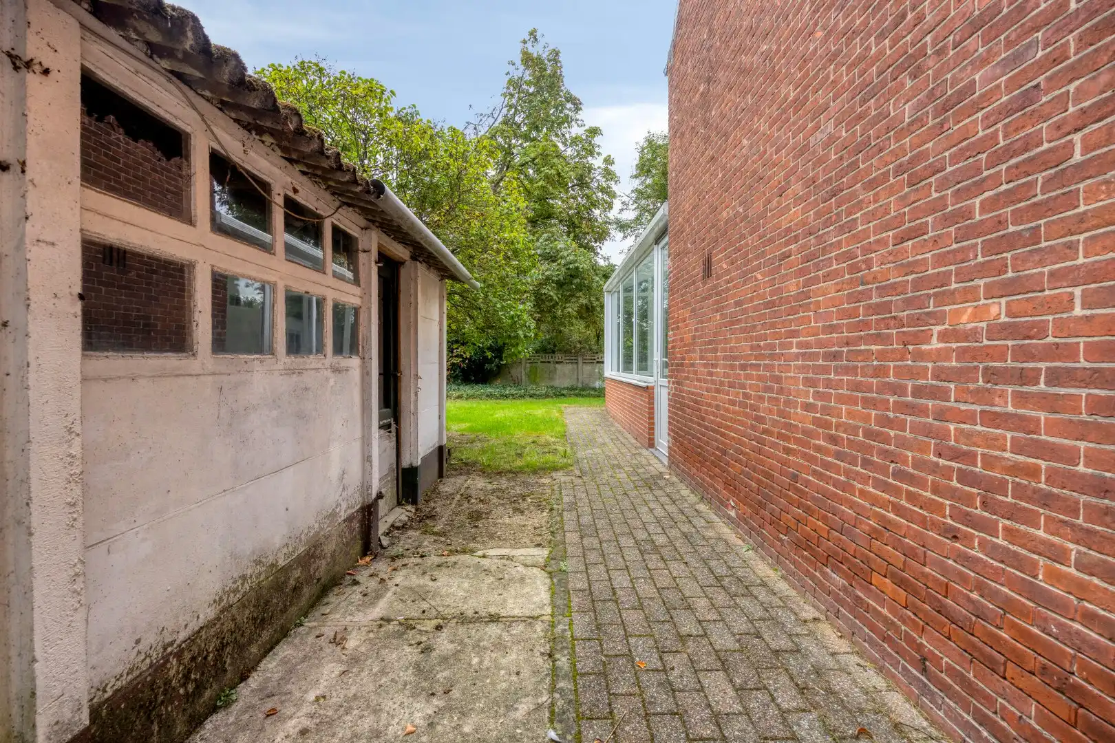 Te renoveren woning met 2 slpks op een perceel van 827 m² !  foto 19