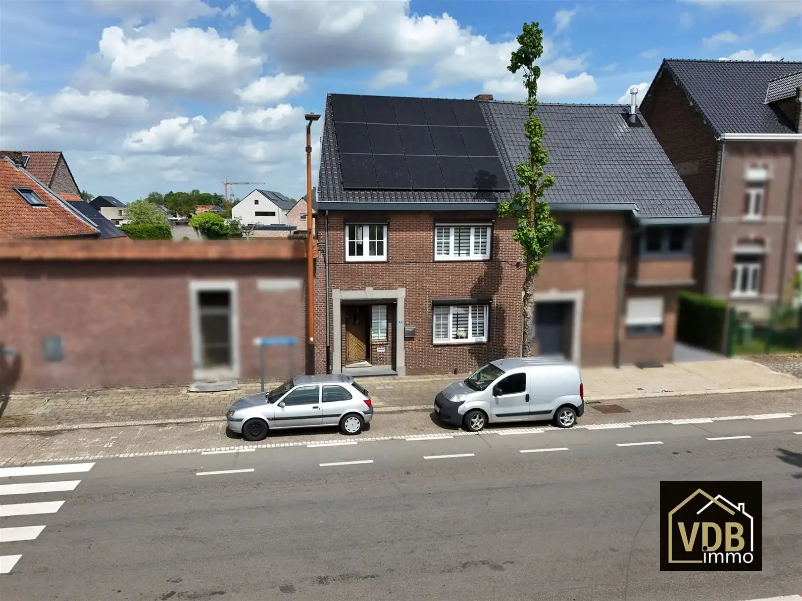 Half open  bebouwing met 3 slaapkamers foto 52
