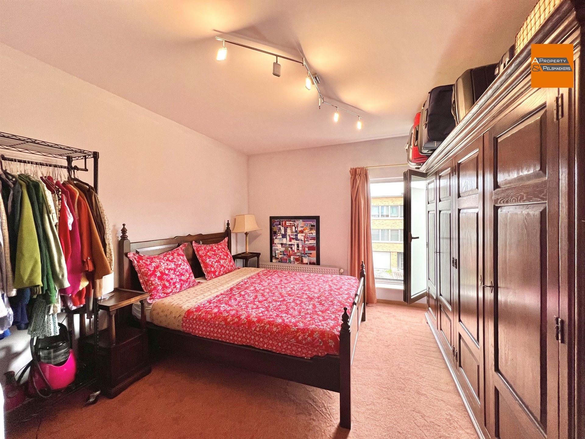 Instapklare Bel-etage gelegen in een rustige omgeving. foto 11