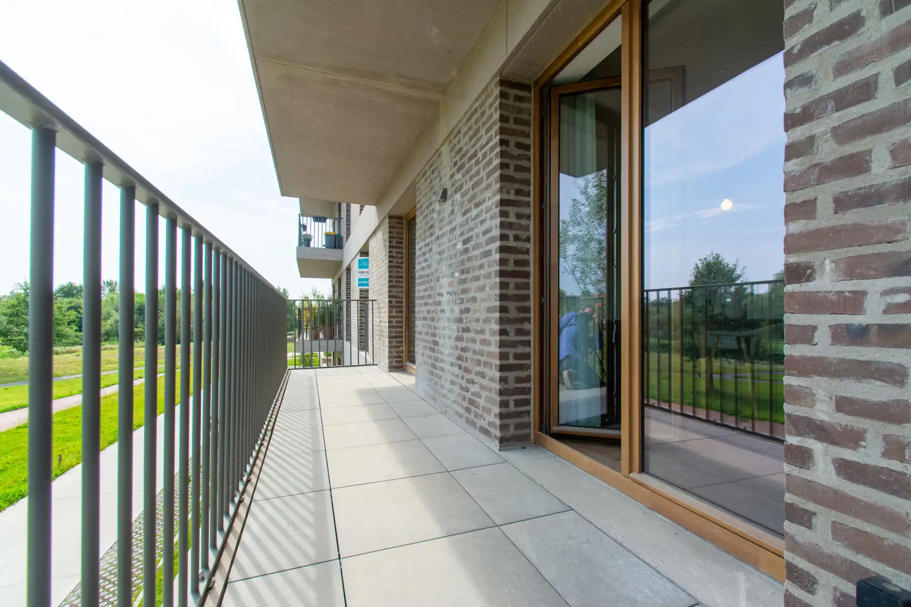 Gemeubeld 1K appartement omringd door park en natuur  foto 5