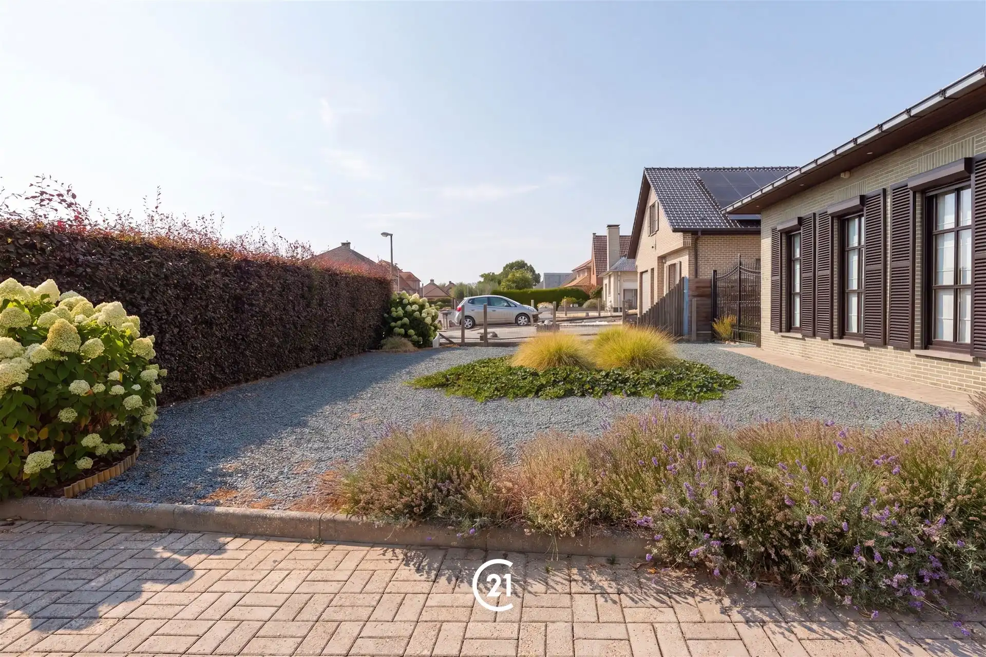 Instapklare woning met garage en prachtig groen uitzicht foto 22