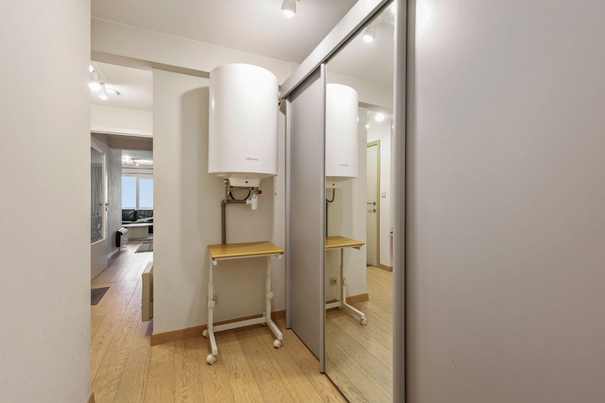 Appartement met 2 slaapkamers op de zeedijk foto 11