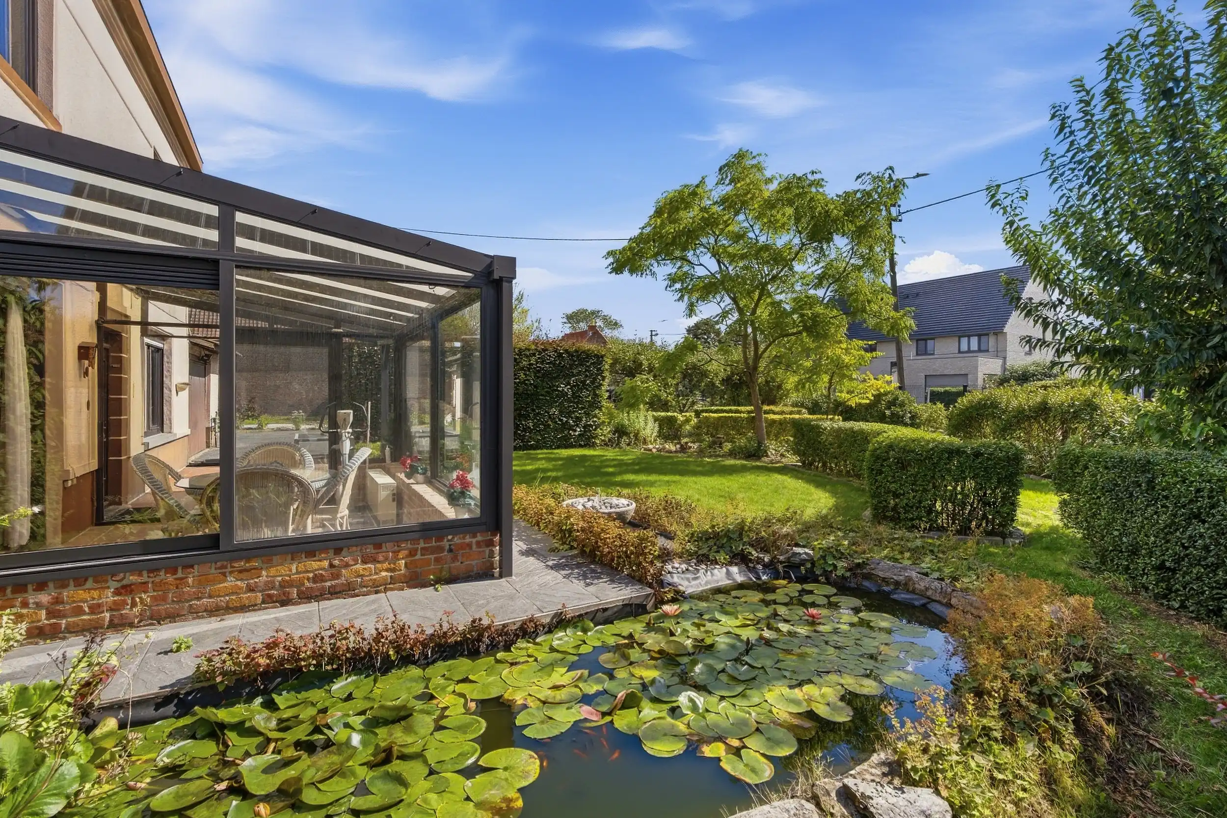 Te renoveren woning met tal van mogelijkheden foto 11