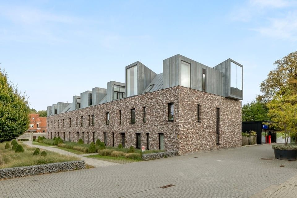 MODERN, KWALITATIEF EN LICHTRIJK APPARTEMENT MET UNIEK STUKJE DESIGN IN HARTJE TONGEREN foto 32