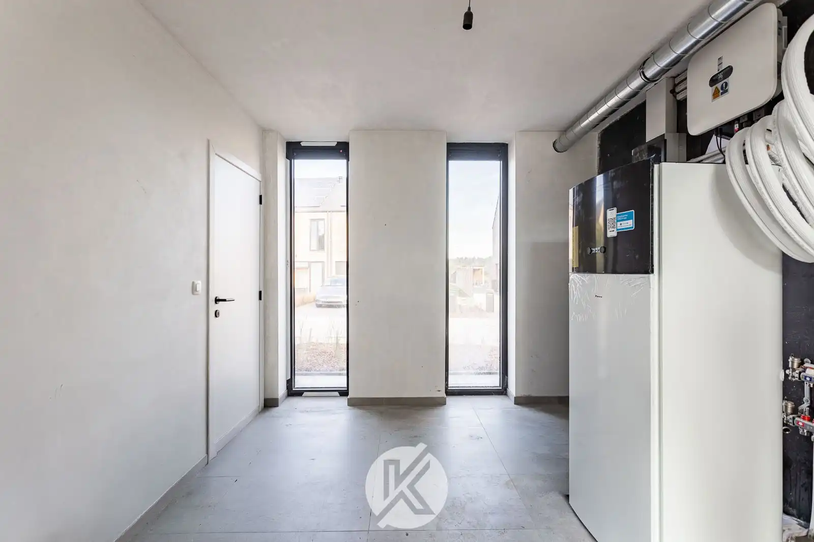 Centraal gelegen halfopen nieuwbouwwoning foto 8